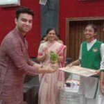 module: a;
hw-remosaic: 0;
touch: (-1.0, -1.0);
modeInfo: ;
sceneMode: Auto;
cct_value: 0;
AI_Scene: (-1, -1);
aec_lux: 53.0;
hist255: 0.0;
hist252~255: 0.0;
hist0~25: 0.0;